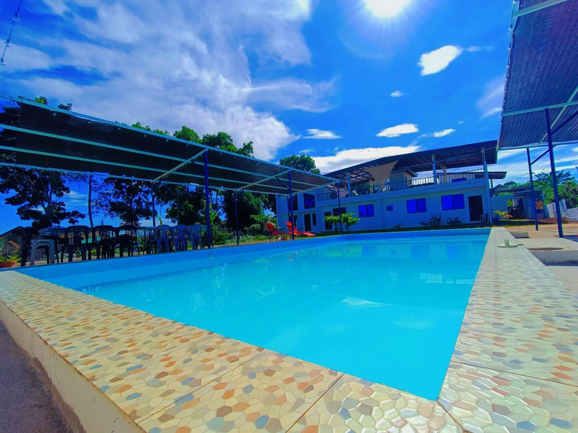 Concetta Tourist Inn Manolo Fortich Exterior foto